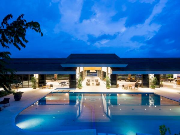 Cambria Hotel Collection
